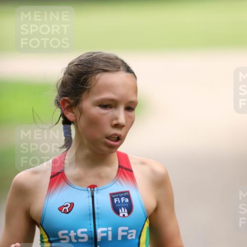 30.08.2026 - Elbe Triathlon Hamburg Antke Förster http://msf.ph/oto/10107644 30.08.2026 12:51:22 Laufen 52 meine-sportfotos.de