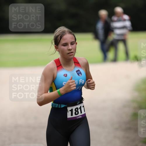 30.08.2026 - Elbe Triathlon Hamburg Antke Förster http://msf.ph/oto/10107656 30.08.2026 12:51:39 Laufen 1811 meine-sportfotos.de