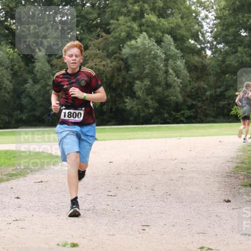 30.08.2026 - Elbe Triathlon Hamburg Antke Förster http://msf.ph/oto/10107665 30.08.2026 12:57:18 Laufen 1800 meine-sportfotos.de