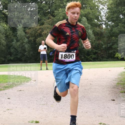 30.08.2026 - Elbe Triathlon Hamburg Antke Förster http://msf.ph/oto/10107669 30.08.2026 12:57:19 Laufen 1800 meine-sportfotos.de