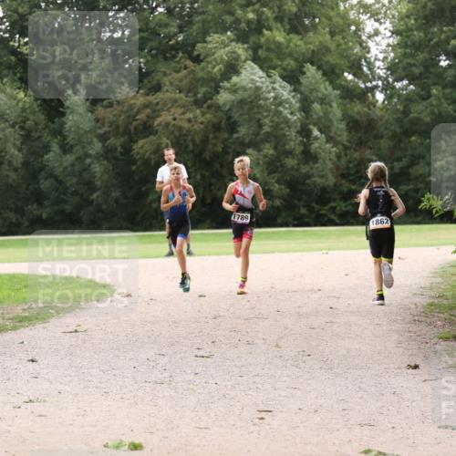 30.08.2026 - Elbe Triathlon Hamburg Antke Förster http://msf.ph/oto/10107683 30.08.2026 12:57:53 Laufen 1789, 1862 meine-sportfotos.de
