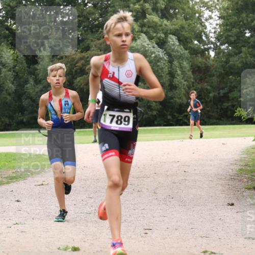30.08.2026 - Elbe Triathlon Hamburg Antke Förster http://msf.ph/oto/10107697 30.08.2026 12:57:57 Laufen 789 meine-sportfotos.de