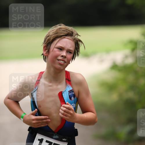 30.08.2026 - Elbe Triathlon Hamburg Antke Förster http://msf.ph/oto/10107718 30.08.2026 12:52:29 Laufen 1774 meine-sportfotos.de