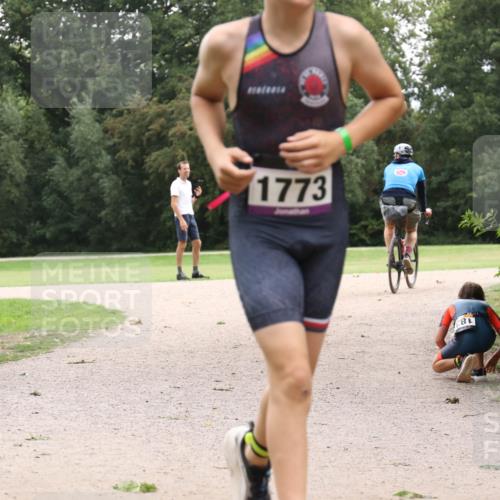 30.08.2026 - Elbe Triathlon Hamburg Antke Förster http://msf.ph/oto/10107721 30.08.2026 12:58:33 Laufen 1773, 18 meine-sportfotos.de