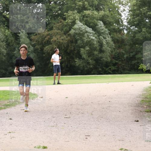 30.08.2026 - Elbe Triathlon Hamburg Antke Förster http://msf.ph/oto/10107735 30.08.2026 12:58:49 Laufen 1784 meine-sportfotos.de