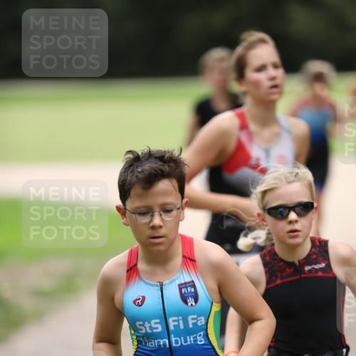 30.08.2026 - Elbe Triathlon Hamburg Antke Förster http://msf.ph/oto/10107738 30.08.2026 12:52:41 Laufen 1831, 190, 1851 meine-sportfotos.de