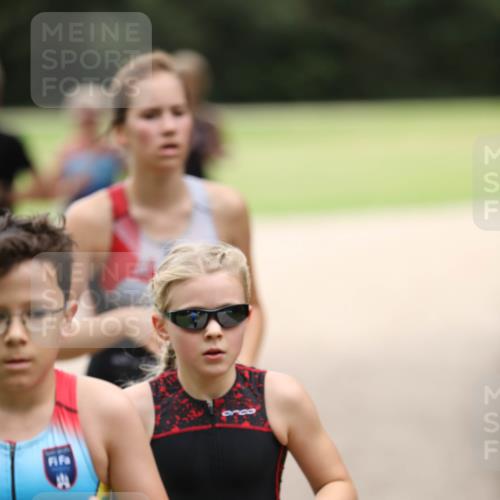 30.08.2026 - Elbe Triathlon Hamburg Antke Förster http://msf.ph/oto/10107740 30.08.2026 12:52:42 Laufen 5, 331, 1851 meine-sportfotos.de
