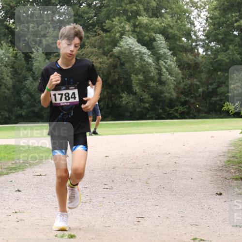 30.08.2026 - Elbe Triathlon Hamburg Antke Förster http://msf.ph/oto/10107741 30.08.2026 12:58:51 Laufen 1784 meine-sportfotos.de