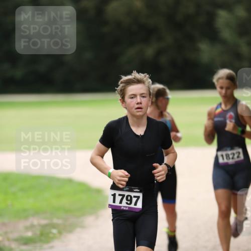 30.08.2026 - Elbe Triathlon Hamburg Antke Förster http://msf.ph/oto/10107742 30.08.2026 12:52:43 Laufen 1797, 1822 meine-sportfotos.de