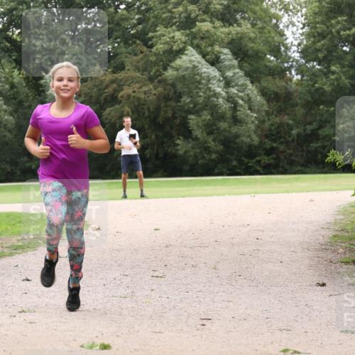 30.08.2026 - Elbe Triathlon Hamburg Antke Förster http://msf.ph/oto/10107751 30.08.2026 12:59:34 Laufen  meine-sportfotos.de