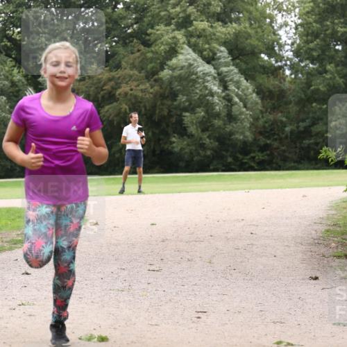 30.08.2026 - Elbe Triathlon Hamburg Antke Förster http://msf.ph/oto/10107753 30.08.2026 12:59:34 Laufen  meine-sportfotos.de
