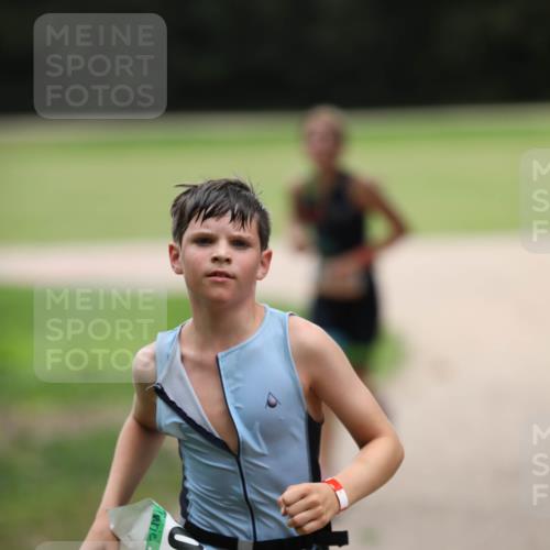 30.08.2026 - Elbe Triathlon Hamburg Antke Förster http://msf.ph/oto/10107758 30.08.2026 12:52:52 Laufen  meine-sportfotos.de