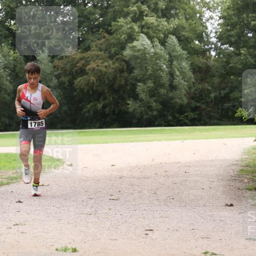 30.08.2026 - Elbe Triathlon Hamburg Antke Förster http://msf.ph/oto/10107759 30.08.2026 13:00:41 Laufen 1785 meine-sportfotos.de