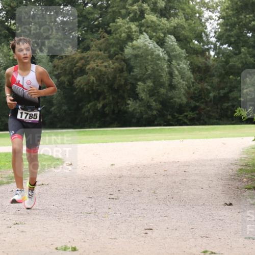 30.08.2026 - Elbe Triathlon Hamburg Antke Förster http://msf.ph/oto/10107761 30.08.2026 13:00:42 Laufen 1785 meine-sportfotos.de