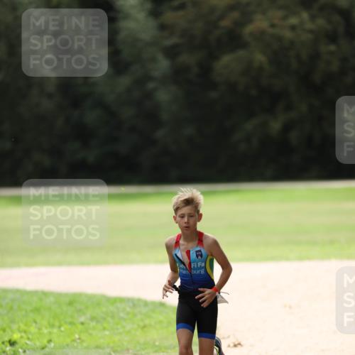 30.08.2026 - Elbe Triathlon Hamburg Antke Förster http://msf.ph/oto/10107782 30.08.2026 12:53:20 Laufen  meine-sportfotos.de