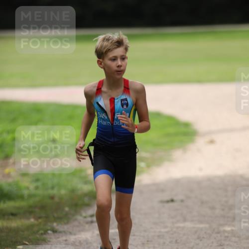 30.08.2026 - Elbe Triathlon Hamburg Antke Förster http://msf.ph/oto/10107786 30.08.2026 12:53:21 Laufen  meine-sportfotos.de