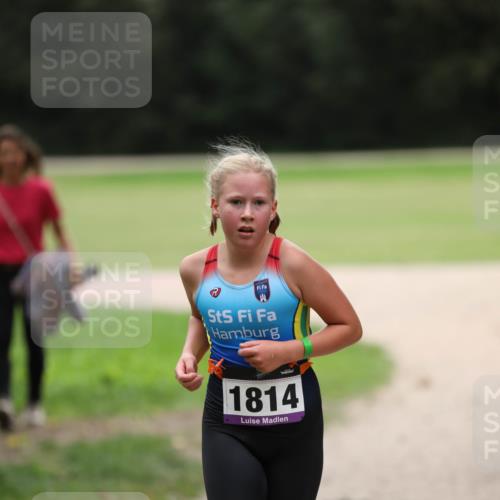 30.08.2026 - Elbe Triathlon Hamburg Antke Förster http://msf.ph/oto/10107814 30.08.2026 12:53:42 Laufen 1814 meine-sportfotos.de