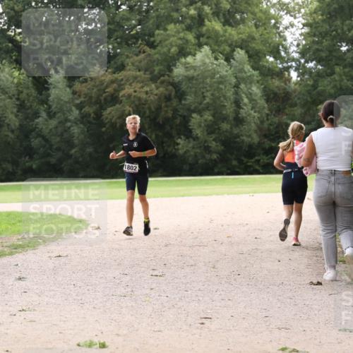 30.08.2026 - Elbe Triathlon Hamburg Antke Förster http://msf.ph/oto/10107821 30.08.2026 13:02:35 Laufen 0, 1802 meine-sportfotos.de