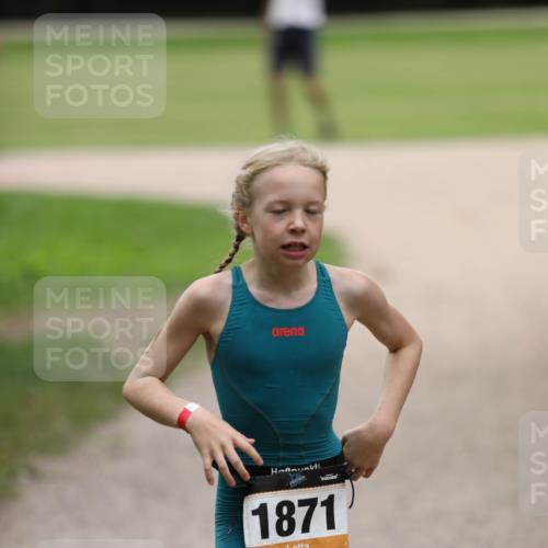 30.08.2026 - Elbe Triathlon Hamburg Antke Förster http://msf.ph/oto/10107826 30.08.2026 12:53:51 Laufen 1871 meine-sportfotos.de