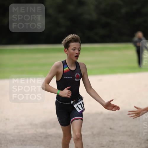 30.08.2026 - Elbe Triathlon Hamburg Antke Förster http://msf.ph/oto/10107850 30.08.2026 12:54:07 Laufen 178 meine-sportfotos.de