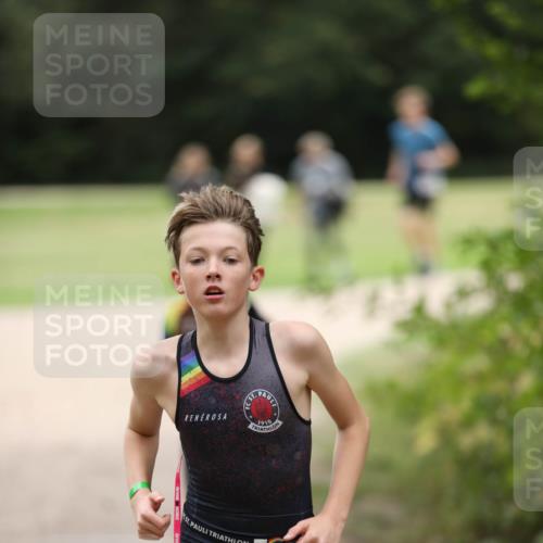 30.08.2026 - Elbe Triathlon Hamburg Antke Förster http://msf.ph/oto/10107854 30.08.2026 12:54:08 Laufen 1910, 178 meine-sportfotos.de