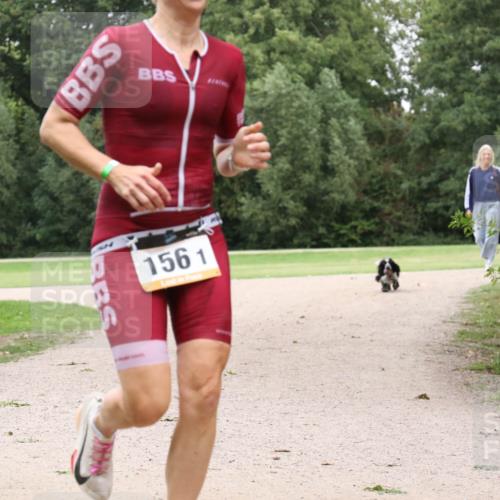 30.08.2026 - Elbe Triathlon Hamburg Antke Förster http://msf.ph/oto/10107857 30.08.2026 14:23:03 Laufen 1561 meine-sportfotos.de