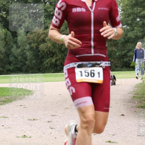 30.08.2026 - Elbe Triathlon Hamburg Antke Förster http://msf.ph/oto/10107859 30.08.2026 14:23:04 Laufen 1561 meine-sportfotos.de