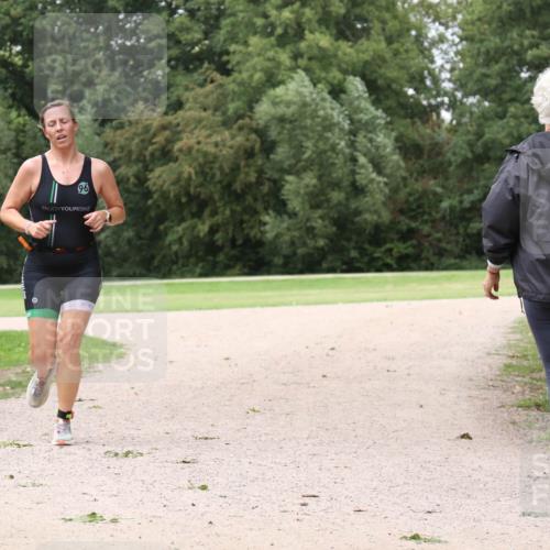 30.08.2026 - Elbe Triathlon Hamburg Antke Förster http://msf.ph/oto/10107911 30.08.2026 14:25:07 Laufen 96 meine-sportfotos.de