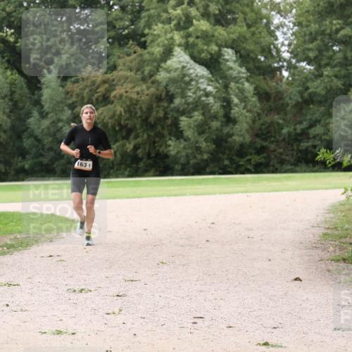 30.08.2026 - Elbe Triathlon Hamburg Antke Förster http://msf.ph/oto/10107947 30.08.2026 14:26:02 Laufen 1631 meine-sportfotos.de