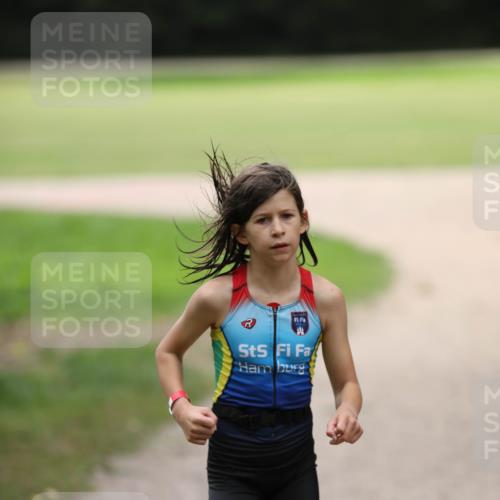 30.08.2026 - Elbe Triathlon Hamburg Antke Förster http://msf.ph/oto/10107950 30.08.2026 12:54:58 Laufen  meine-sportfotos.de