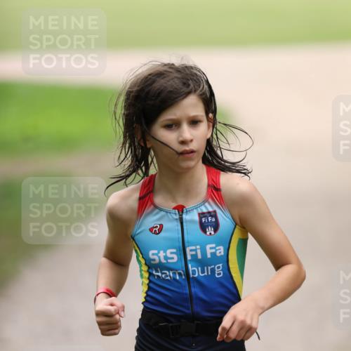 30.08.2026 - Elbe Triathlon Hamburg Antke Förster http://msf.ph/oto/10107952 30.08.2026 12:54:58 Laufen  meine-sportfotos.de