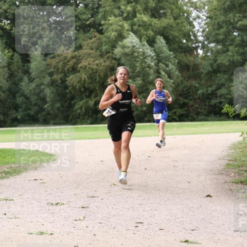 30.08.2026 - Elbe Triathlon Hamburg Antke Förster http://msf.ph/oto/10107959 30.08.2026 14:26:12 Laufen 75, 131 meine-sportfotos.de
