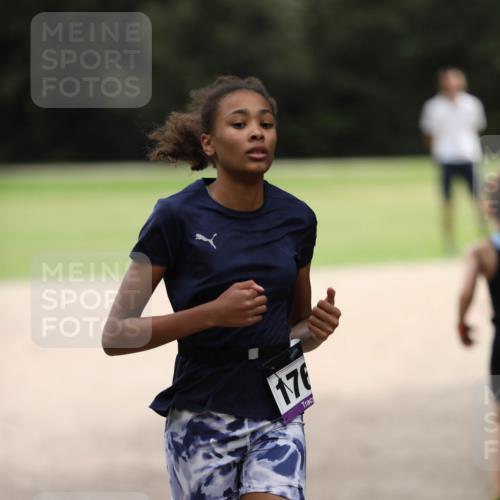 30.08.2026 - Elbe Triathlon Hamburg Antke Förster http://msf.ph/oto/10107960 30.08.2026 12:55:02 Laufen 17 meine-sportfotos.de