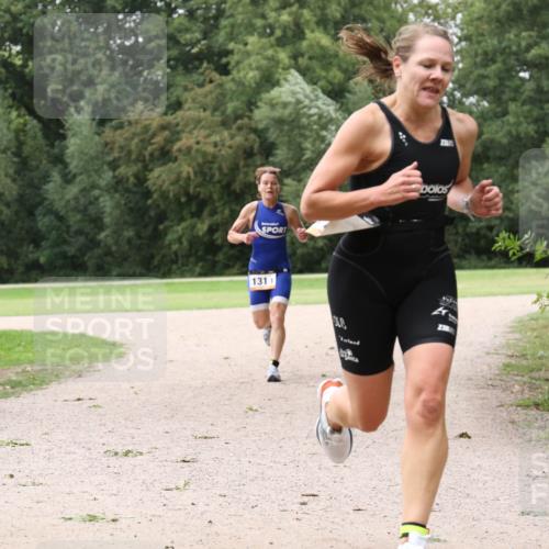 30.08.2026 - Elbe Triathlon Hamburg Antke Förster http://msf.ph/oto/10107969 30.08.2026 14:26:14 Laufen 1311 meine-sportfotos.de