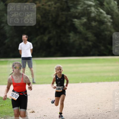 30.08.2026 - Elbe Triathlon Hamburg Antke Förster http://msf.ph/oto/10107972 30.08.2026 12:55:33 Laufen 1870, 1865 meine-sportfotos.de