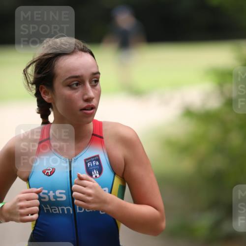 30.08.2026 - Elbe Triathlon Hamburg Antke Förster http://msf.ph/oto/10108004 30.08.2026 12:56:06 Laufen  meine-sportfotos.de