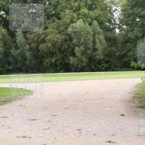 30.08.2026 - Elbe Triathlon Hamburg Antke Förster http://msf.ph/oto/10108005 30.08.2026 14:27:30 Laufen 1651 meine-sportfotos.de