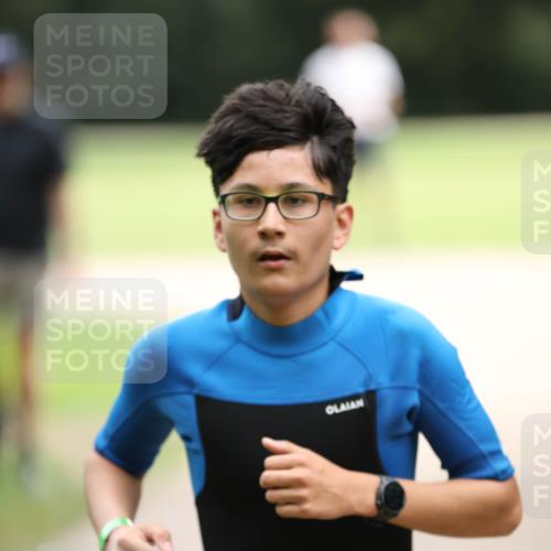30.08.2026 - Elbe Triathlon Hamburg Antke Förster http://msf.ph/oto/10108016 30.08.2026 12:56:26 Laufen  meine-sportfotos.de