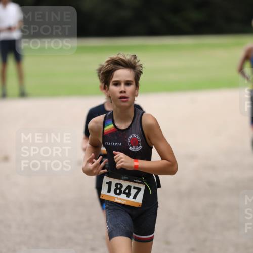 30.08.2026 - Elbe Triathlon Hamburg Antke Förster http://msf.ph/oto/10108034 30.08.2026 12:56:44 Laufen 1910, 1847 meine-sportfotos.de