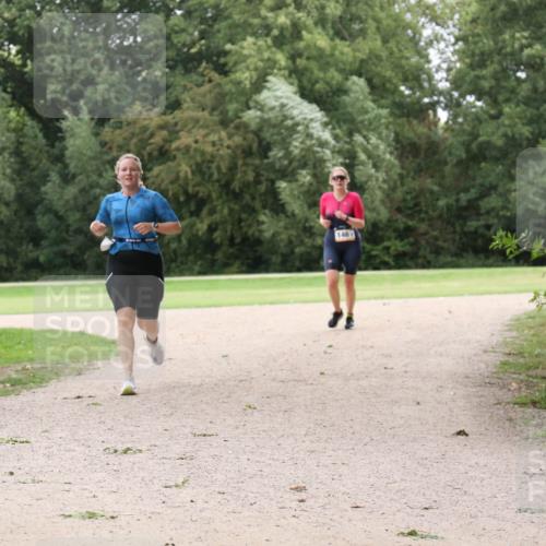 30.08.2026 - Elbe Triathlon Hamburg Antke Förster http://msf.ph/oto/10108037 30.08.2026 14:28:15 Laufen 1461 meine-sportfotos.de