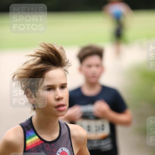 30.08.2026 - Elbe Triathlon Hamburg Antke Förster http://msf.ph/oto/10108040 30.08.2026 12:56:46 Laufen 1847 meine-sportfotos.de