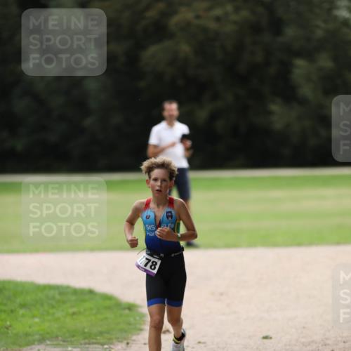 30.08.2026 - Elbe Triathlon Hamburg Antke Förster http://msf.ph/oto/10108048 30.08.2026 12:56:58 Laufen 78 meine-sportfotos.de