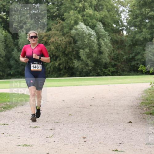 30.08.2026 - Elbe Triathlon Hamburg Antke Förster http://msf.ph/oto/10108051 30.08.2026 14:28:19 Laufen 1461 meine-sportfotos.de