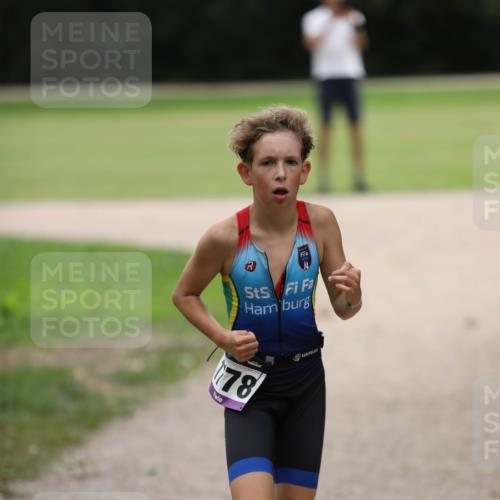 30.08.2026 - Elbe Triathlon Hamburg Antke Förster http://msf.ph/oto/10108054 30.08.2026 12:57:01 Laufen 78 meine-sportfotos.de