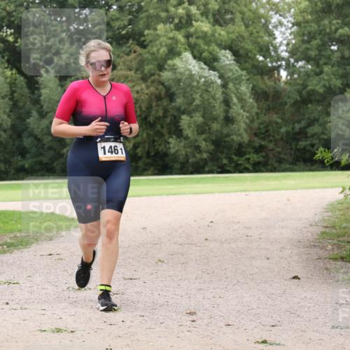 30.08.2026 - Elbe Triathlon Hamburg Antke Förster http://msf.ph/oto/10108055 30.08.2026 14:28:20 Laufen 1461 meine-sportfotos.de