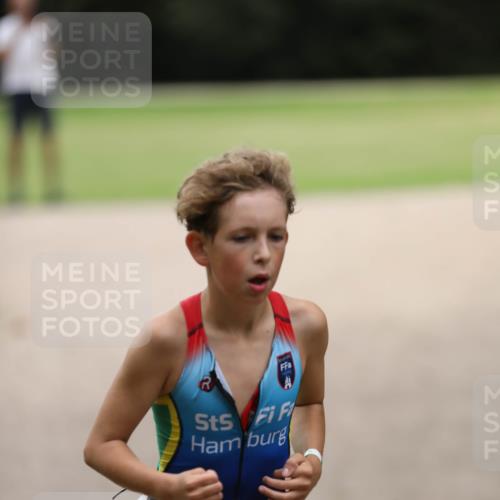 30.08.2026 - Elbe Triathlon Hamburg Antke Förster http://msf.ph/oto/10108058 30.08.2026 12:57:02 Laufen 1778 meine-sportfotos.de