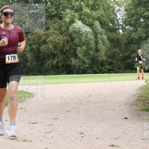 30.08.2026 - Elbe Triathlon Hamburg Antke Förster http://msf.ph/oto/10108067 30.08.2026 14:28:40 Laufen 1791 meine-sportfotos.de