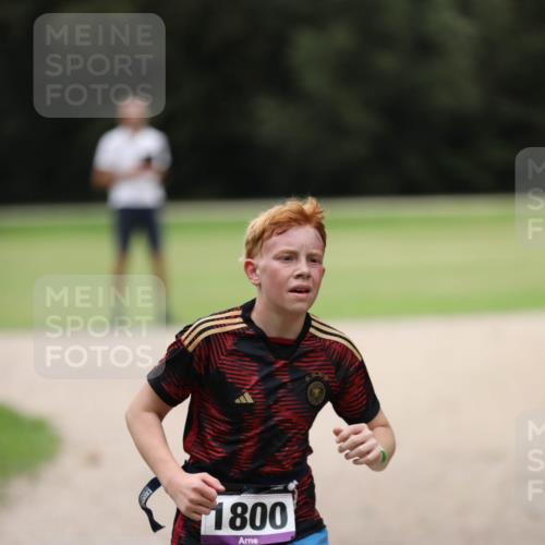30.08.2026 - Elbe Triathlon Hamburg Antke Förster http://msf.ph/oto/10108070 30.08.2026 12:57:19 Laufen 1800 meine-sportfotos.de