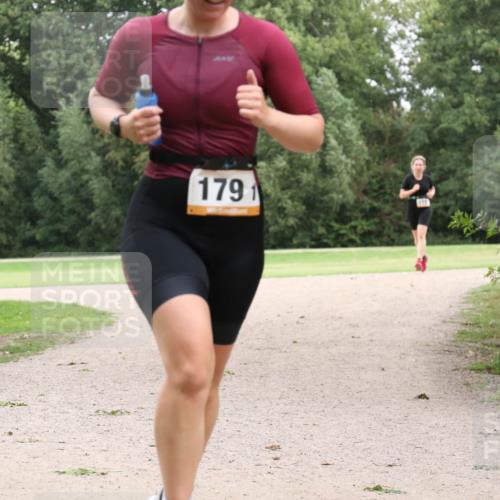 30.08.2026 - Elbe Triathlon Hamburg Antke Förster http://msf.ph/oto/10108071 30.08.2026 14:28:41 Laufen 1791 meine-sportfotos.de