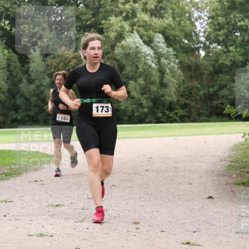 30.08.2026 - Elbe Triathlon Hamburg Antke Förster http://msf.ph/oto/10108081 30.08.2026 14:28:49 Laufen 1731 meine-sportfotos.de